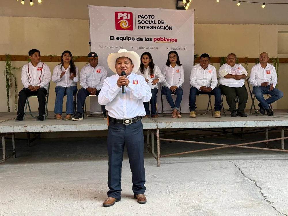 Equipo de trabajo de PSI en Tepanco de López junto a Nadia Navarro Acevedo listos para servir a la comunidad
